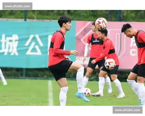 李璇痛批成都蓉城:内部矛盾激化 勿让私利拖垮俱乐部 李璇痛批成都蓉城:内部矛盾激化 勿让私利拖垮俱乐部